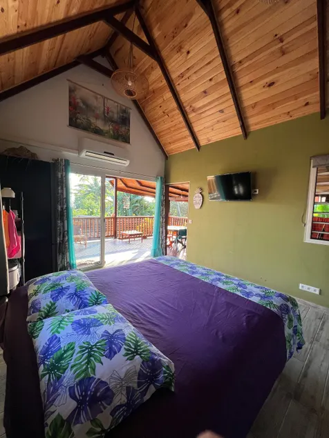 Stay Inn Teahupoo Bungalow Matie - Image 1