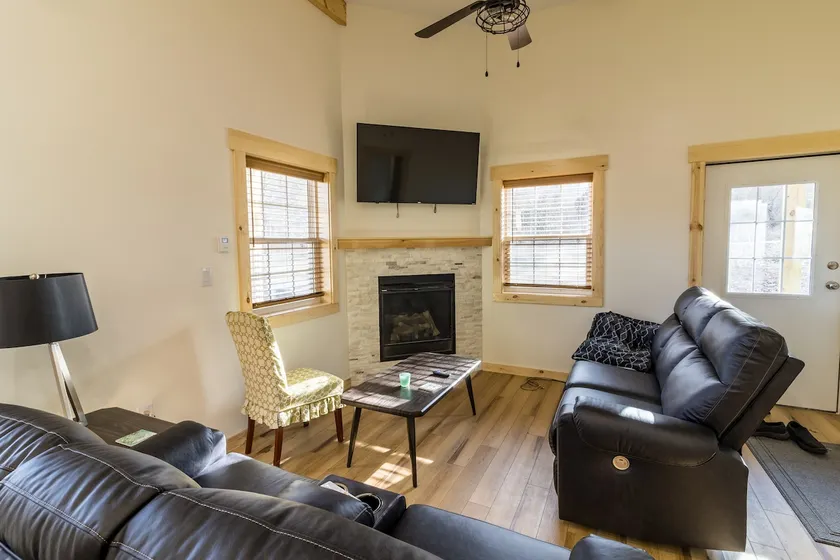 Modern Village Stay near Lake Ontario & Wineries - Image 1