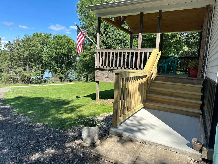 Little Lake Lodge - Image 1