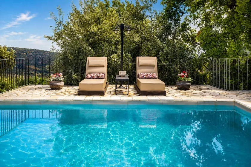 Blue Jasmine Villa - Private Pool and Garden - Image 1