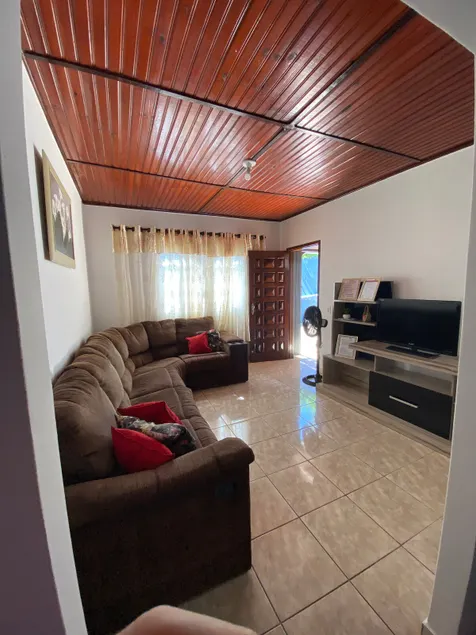 13-minute drive from Paraguay 4 air-conditioned bedrooms - Image 1