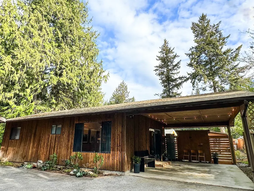 Cozy Cabin of Halfmoon Bay - Image 1