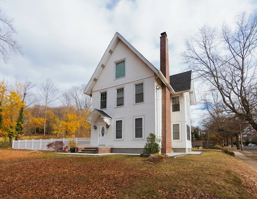 Cozy and renovated Apartment. - Image 1