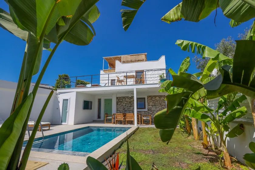 Villa LEO - Seaside Stone House with Private Pool - Image 1