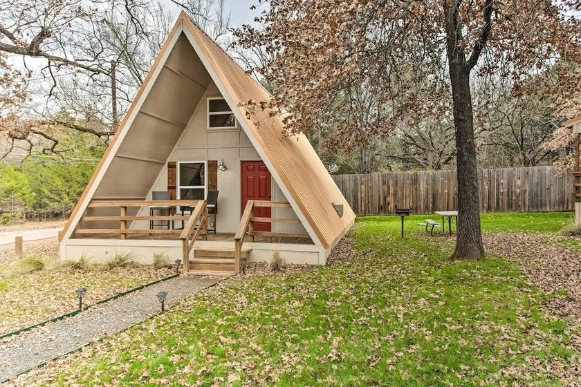 Lakeside Escape - Cabin A - Image 1