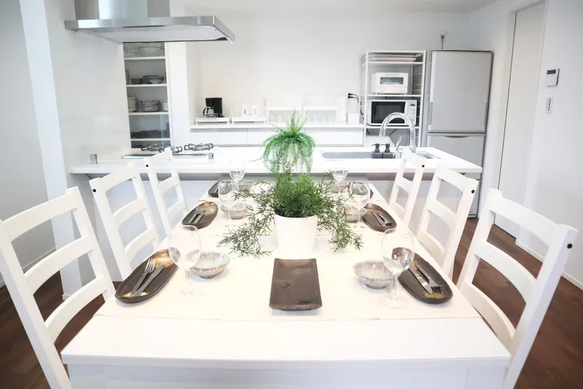 Newly built / detached house / free parking / up to 10 people / 4 minutes to Yotsugi / 5 minutes to Skytree / 8 minutes to Asakusa / Haneda and Narita - Image 1