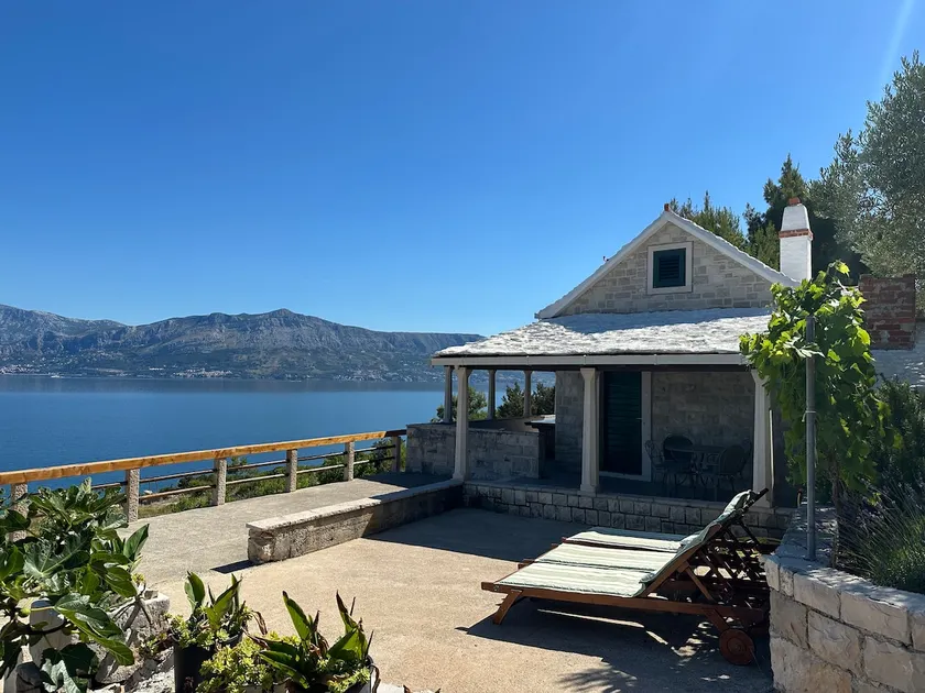 “Frane” Vacation Home, BEACH, private parking - Image 1