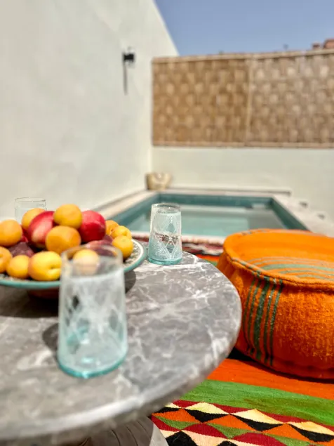 Townhouse with private pool - Image 1