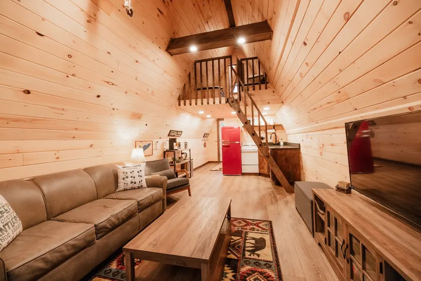 Rustic Retreat - Image 1