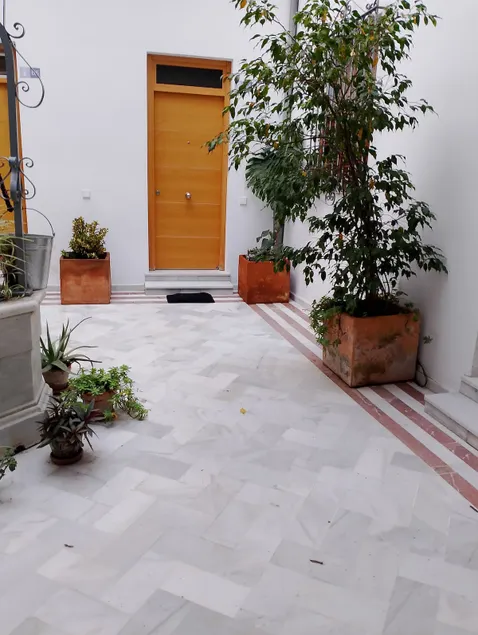 Wonderful, cozy and central - Image 1