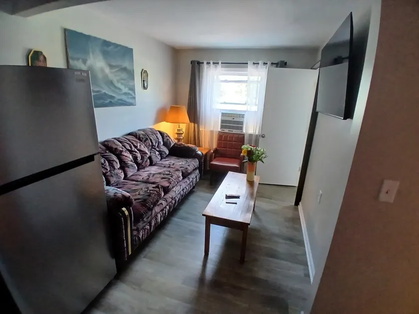 Chesterland Comfort - Image 1