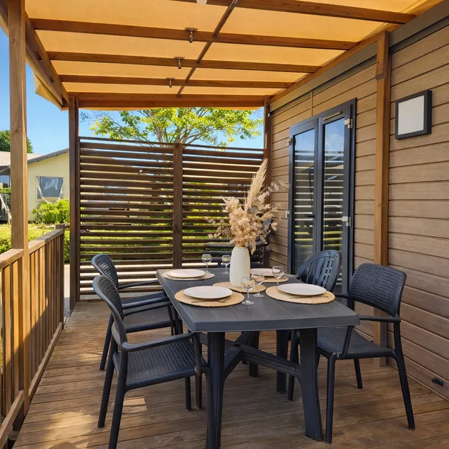 Le Lagon Camping 5* Mobile Home with Pools & Beach - Image 1