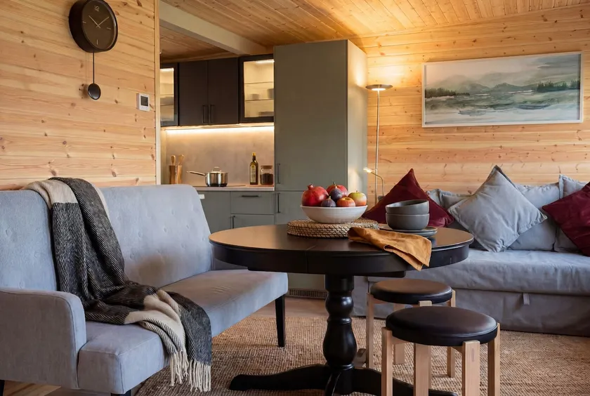 Stylish N. Devon Chalet | Starlink WiFi | Sleeps 6 - Image 1
