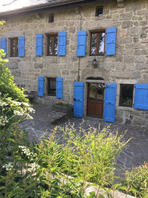 Aubrac Vacation Home - Image 1