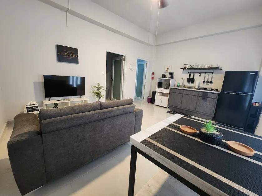 The Athena's Cozy Corner Apt. 3 - A/C & Wi-Fi - Image 1