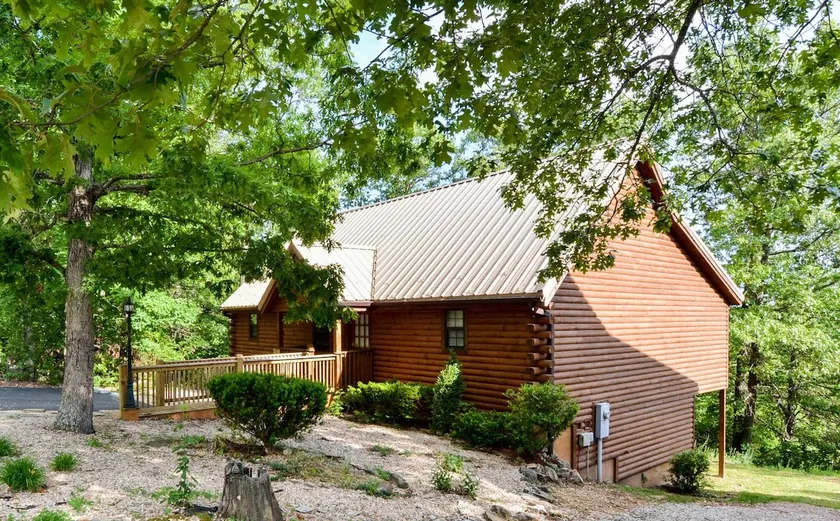 Deluxe Notch Estates Cabin, Close to SDC - 4 Bedro - Image 1