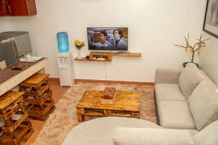 Modern 1BR•Netflix•5 mins to CBD - Image 1