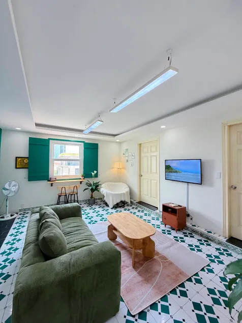 2BRs Cozy Home | Elevator & Bitexco View | D1 - Image 1