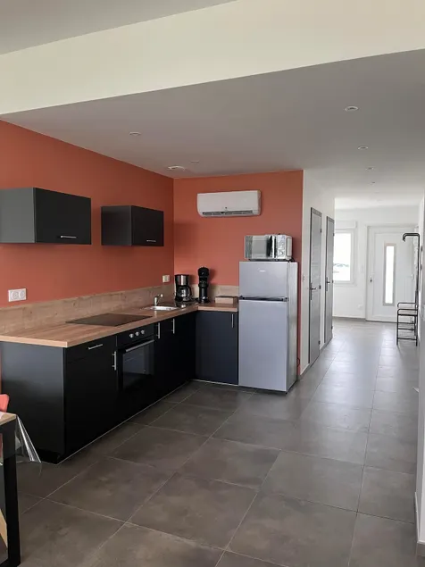 House in the center with garden, air conditioning, close to the Louvre - Image 1