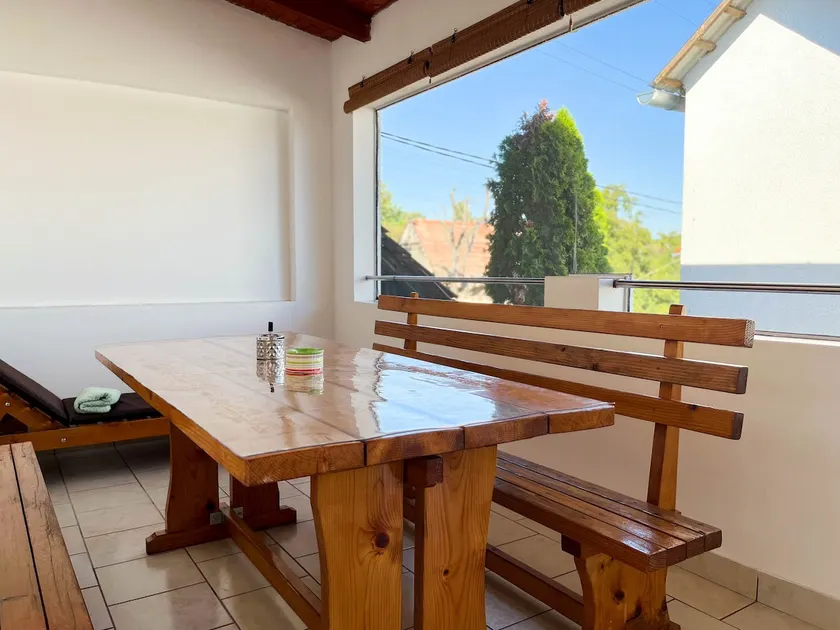 Apartmani MOSLAVINA i parking - Image 1