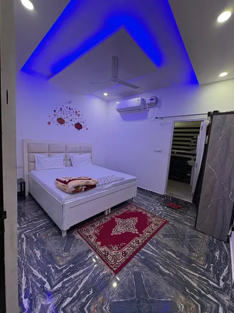 Dev entire private apartment - Image 1