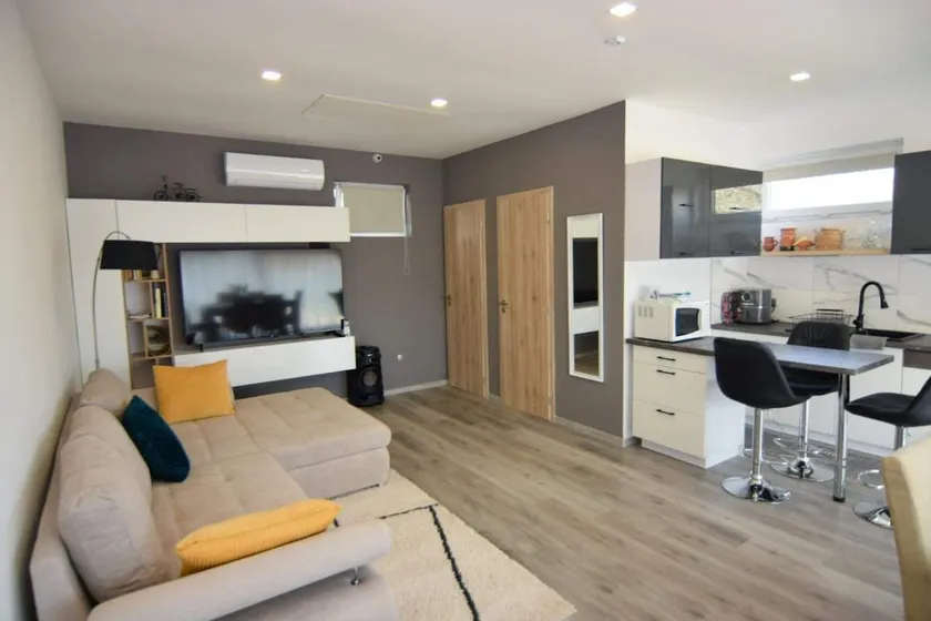 Marco Art Apartment Jacuzzi, Sauna from summer 2026 - Image 1