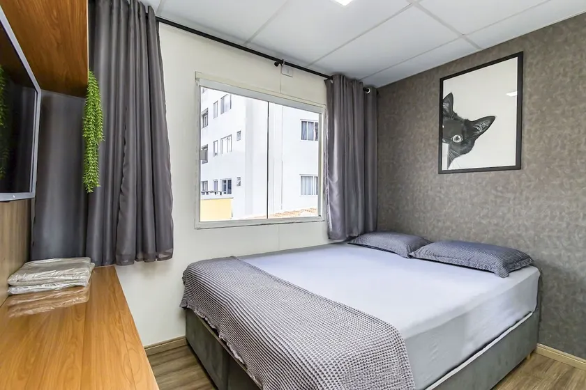 Fully Private Studio with Parking - Image 1