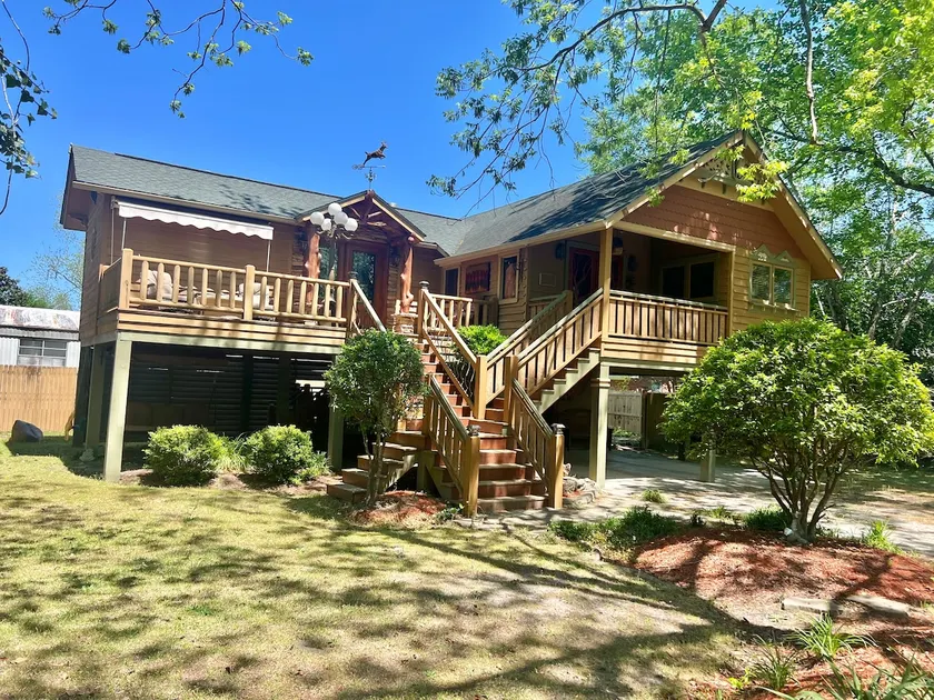 Peaceful cabin retreat! Collins Quarters - Image 1