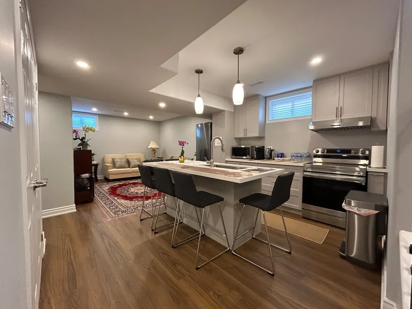 Luxury & Cozy 3 Bedrooms Entire Basement - Image 1