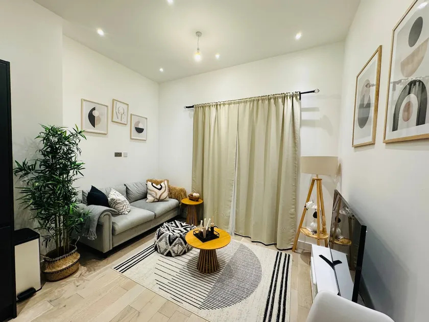 Luxurious 2 bedroom apartment - Image 1