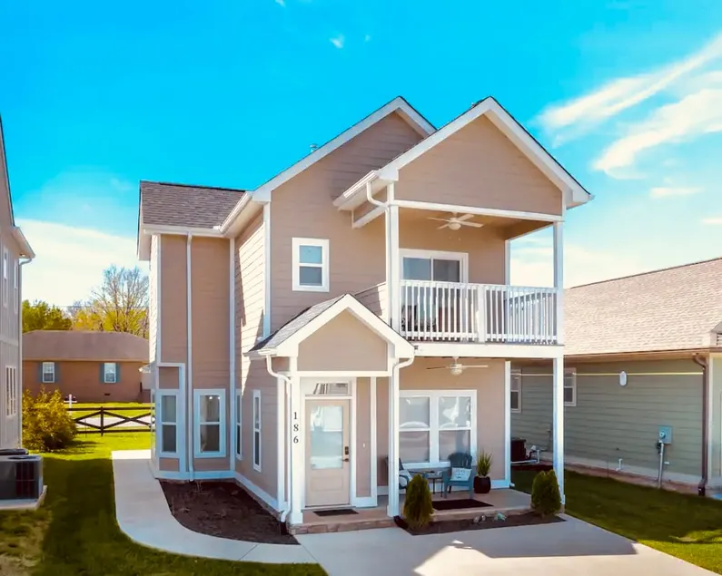 The Modern Mainstay at Barefoot Bay - Image 1