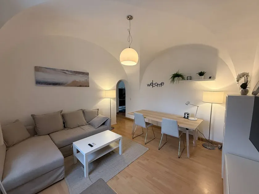 Small Appartment with Kitchen, near Center - Image 1