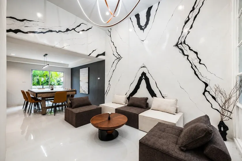 Private Pool Villa in the City, MRT Station, RCA, Joddfair, Cabaret, Nana, Old Third Road - Image 1