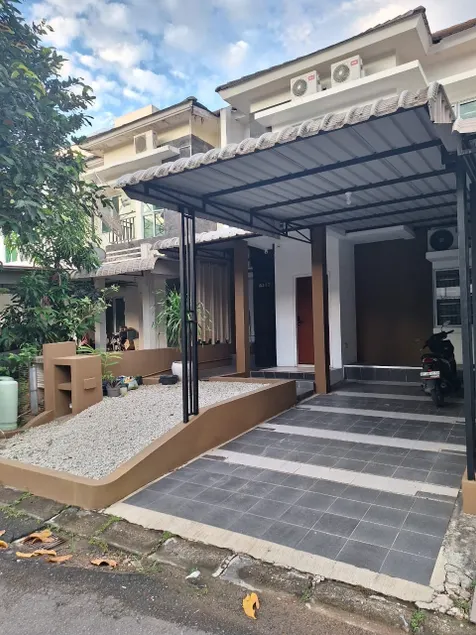 Glorya Home - Image 1