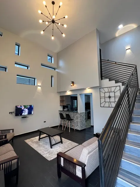 DLK Living - L1 - Image 1