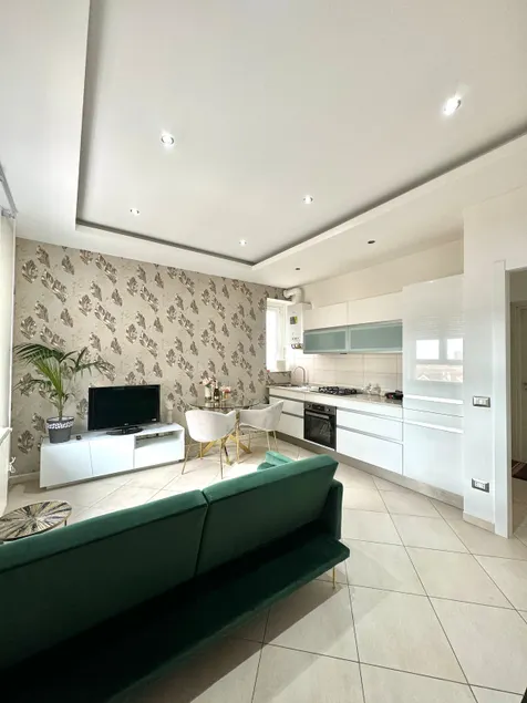 Emi Home - Image 1