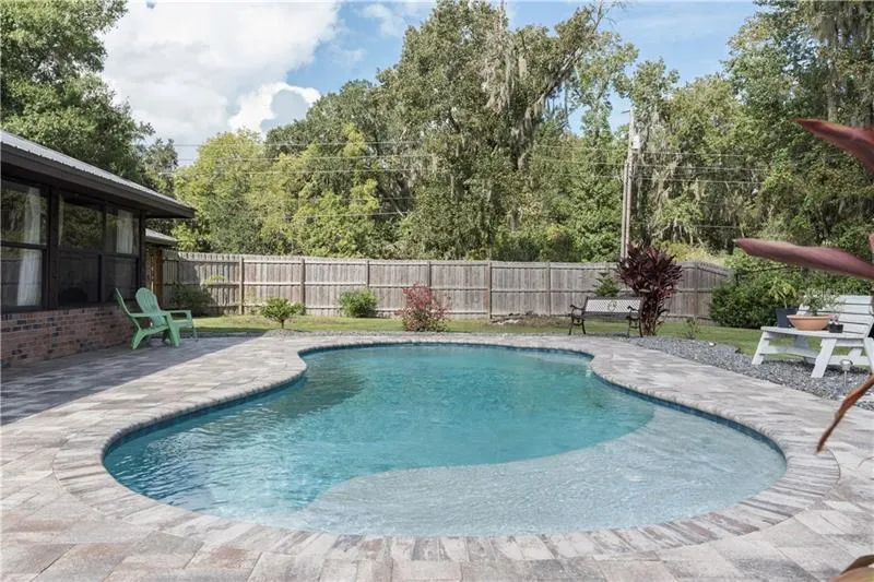 3/2 Pool Home in Lakeland, Pet friendly! - Image 1