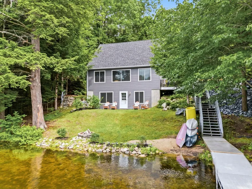 Big Pines:A Waterfront Retreat with Dock & Hot tub - Image 1