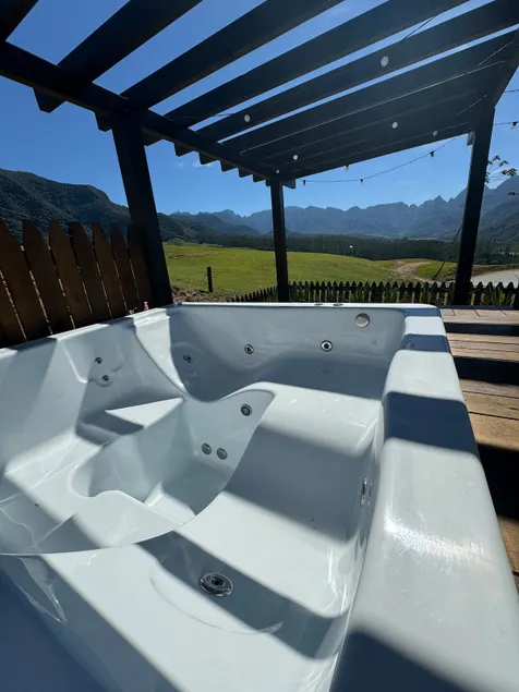 Refúgio Paraíso| Casa Bela Vitta| Outdoor Spa - Image 1