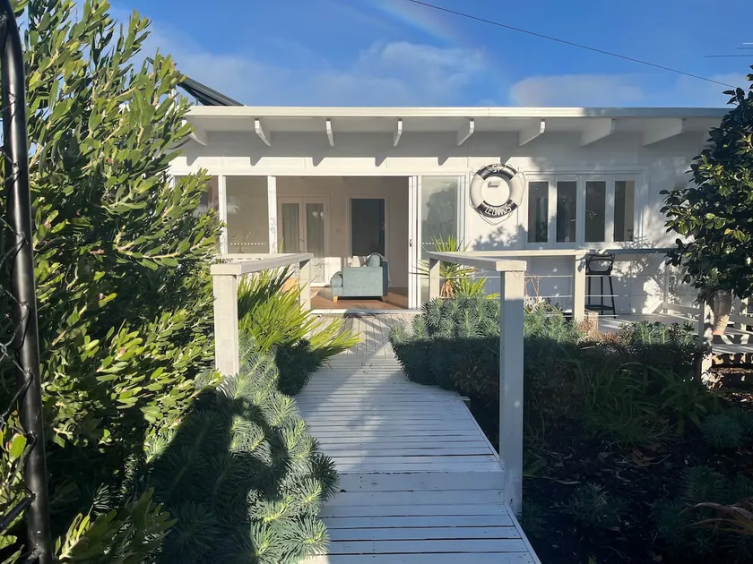 St Lenny’s Beach House - Image 1