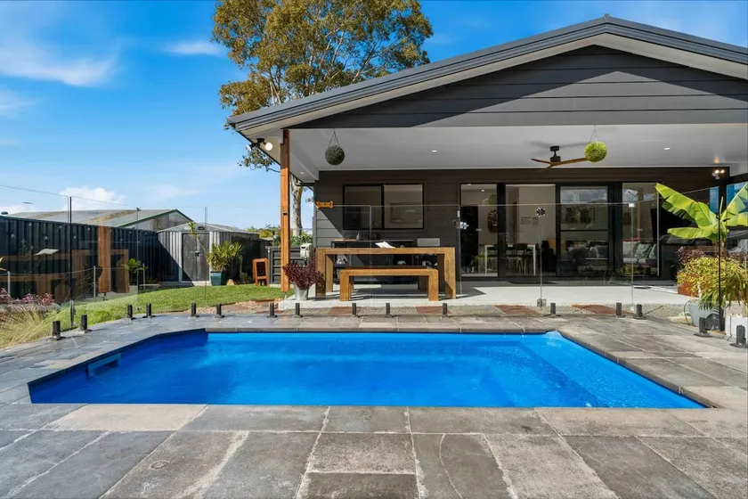 Pool Side Point Oasis - Plunge Pool - Image 1