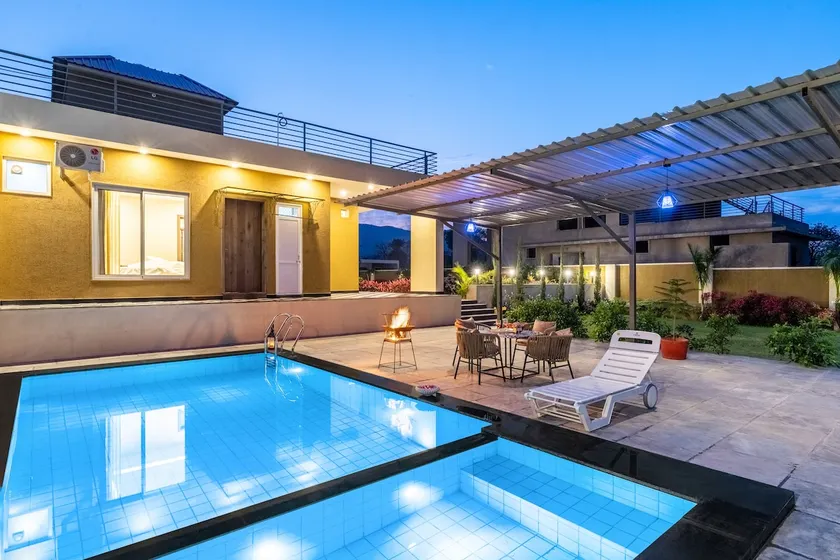 Pet-Friendly 2 bhk villa w/ Pool & Garden - Image 1