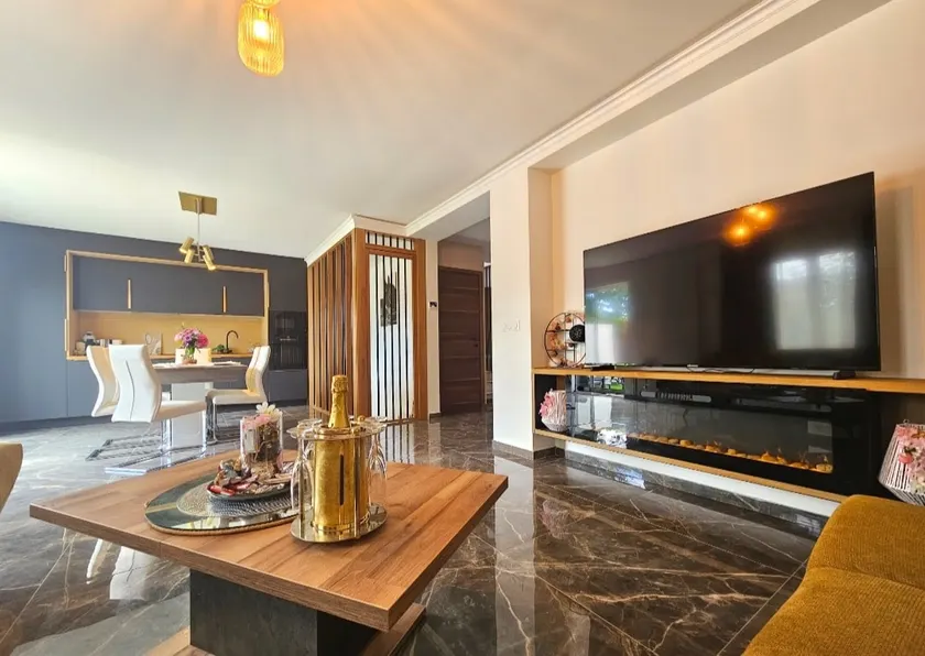 House - Image 1
