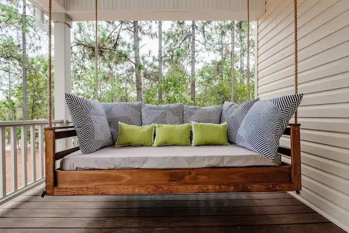 The Perfect Swing Sleeps 8 +GoldenTee &Pool Table - Image 1