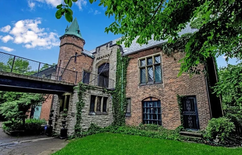 A Castle in the Heart of Buffalo - Image 1