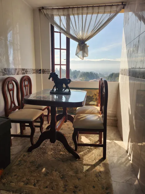 Private mini-suite on the third floor - Image 1