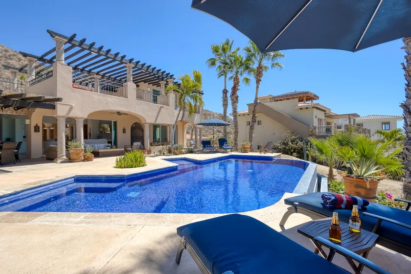 The Fairway Villa - Image 1