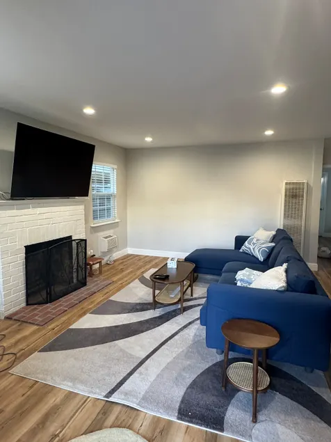 Modern Entire Home Newly Renovated 3bd/2ba *BART* - Image 1