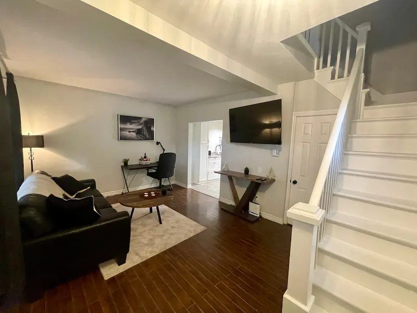 Downtown Retreat - Image 1