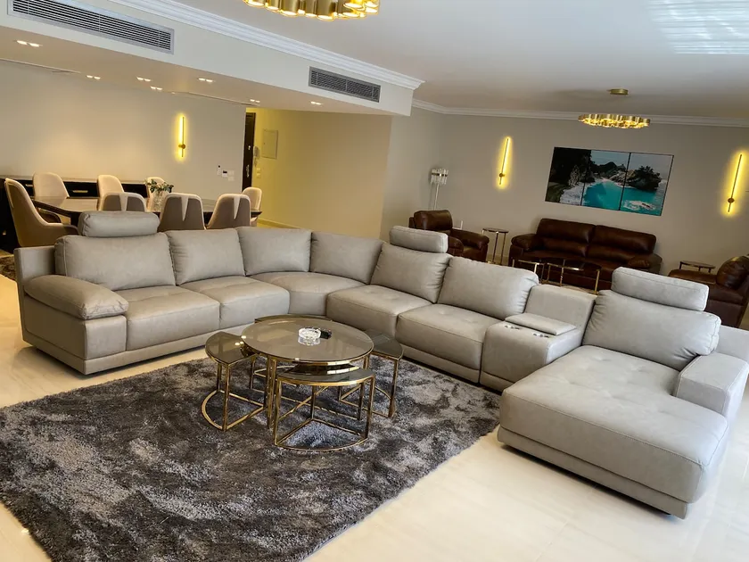 Family serviced apartment near the airport - Image 1